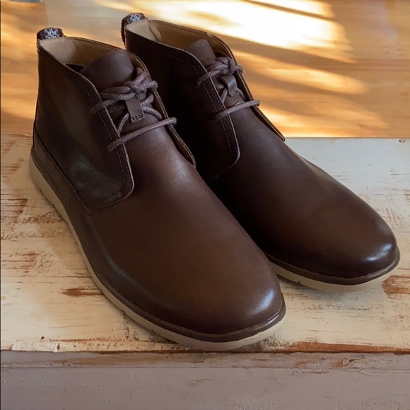 uggs freamon waterproof